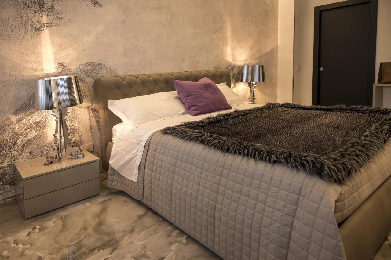 Vipverona Luxury Apartment - Royal Welcome ภายนอก รูปภาพ